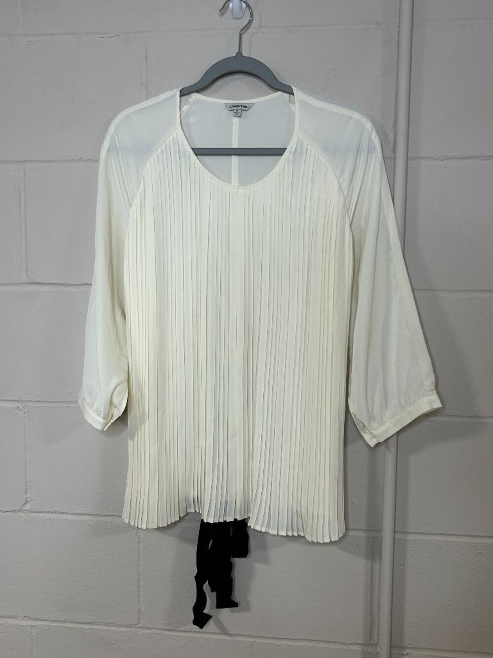 J Peterman Top Womens Medium Accordion Pleated Front Black Tie Back Semi Sheer